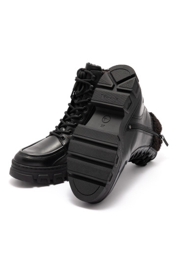 Ботинки женские Tamaris 1-26274-41 007 BLACK UNI