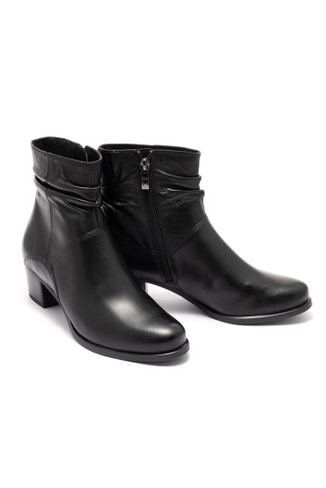Ботинки женские Caprice 9-25335-41 040 BLACK SOFTNAP.