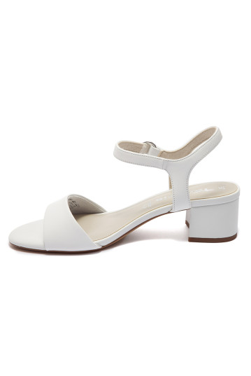 Босоножки женские Tamaris 1-28250-42 100 WHITE