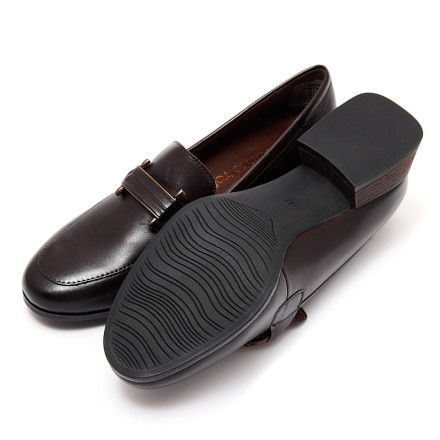 Лофери жіночі Marco Tozzi 2-24206-43 304 MOCCA