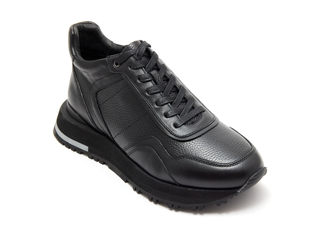 Кросівки чоловічі Welfare 340902212/BLK/49