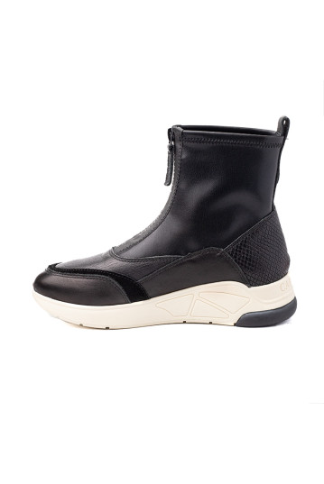 Ботинки женские CARMELA 160986 BLACK