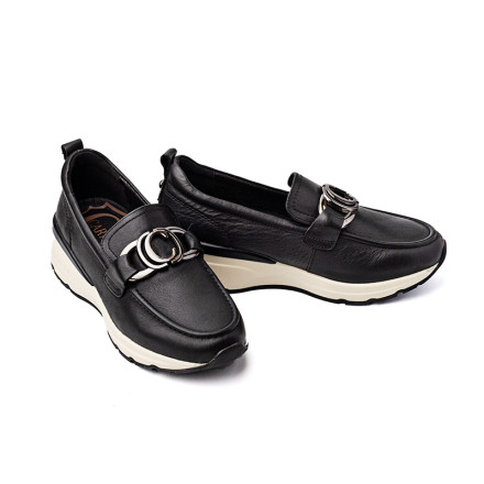 Лофери жіночі CARMELA 161822 BLACK