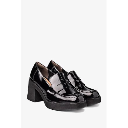 Лоферы женские Tamaris 1-24410-45 001 BLACK