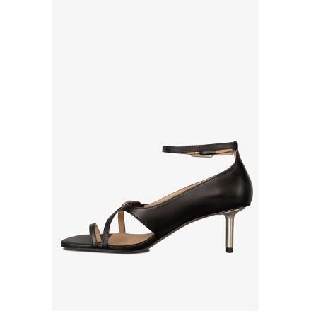 Босоніжки жіночі Welfare 790726111/BLK/52