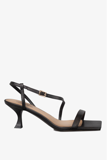 Босоніжки жіночі Welfare 790776111/BLK/52