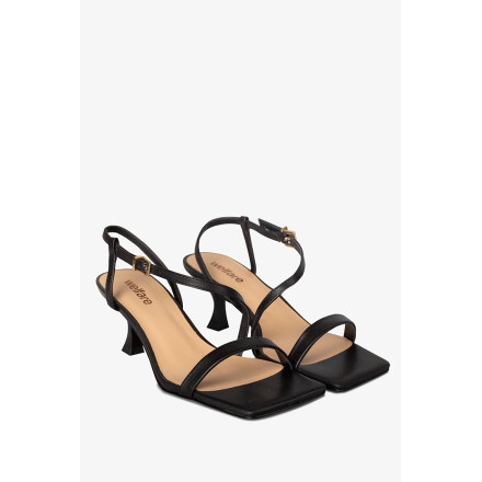 Босоніжки жіночі Welfare 790776111/BLK/52