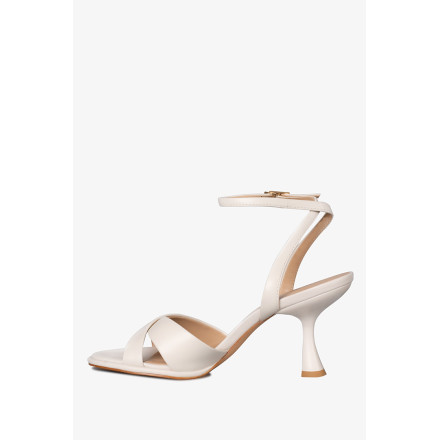 Босоніжки жіночі Welfare 790226111/MILK/52