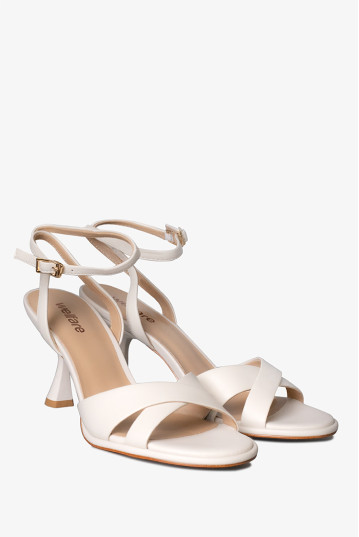 Босоніжки жіночі Welfare 790226111/MILK/52