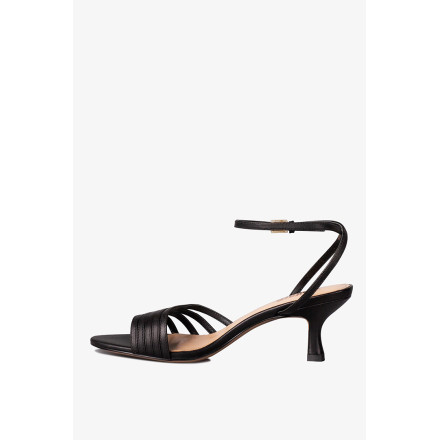 Босоніжки жіночі Welfare 600646111/BLK/52