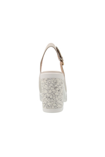 Босоніжки жіночі Welfare 530256111/WHITE/34