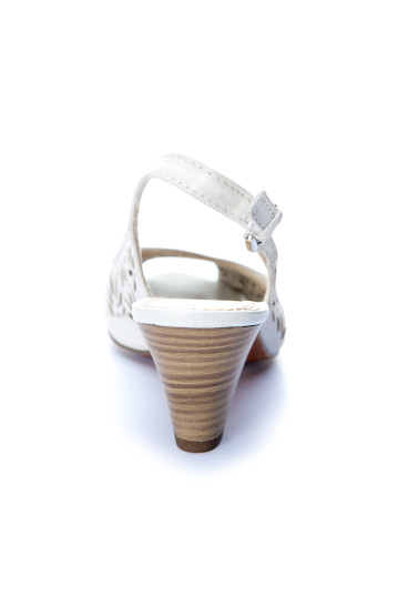 Босоніжки жіночі Marco Tozzi 2/2-29623/22 109 OFFWHITE