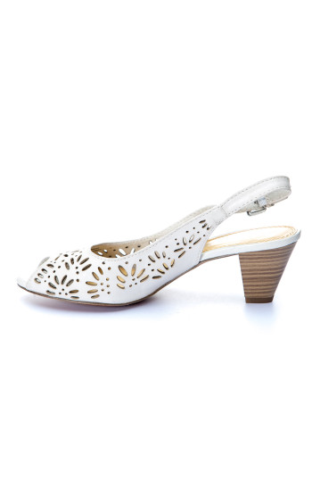 Босоніжки жіночі Marco Tozzi 2/2-29623/22 109 OFFWHITE