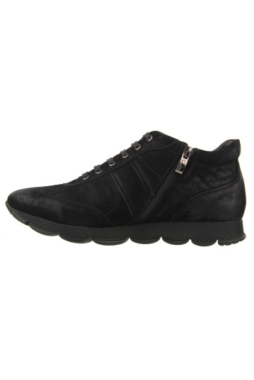 Кросівки чоловічі Welfare 550272222/BLK/35