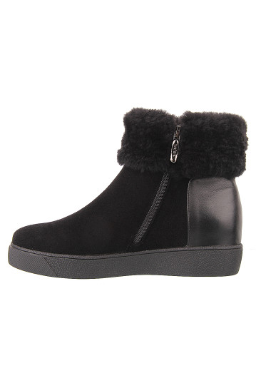 Черевики жіночі Welfare 271182357/BLK/35