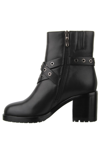 Черевики жіночі Welfare 370682113/BLK/35