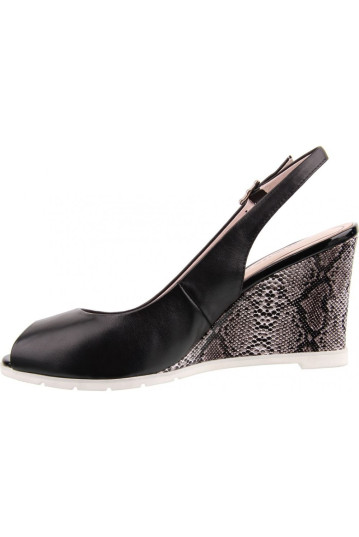 Босоніжки жіночі Welfare 530016311/BLK/32