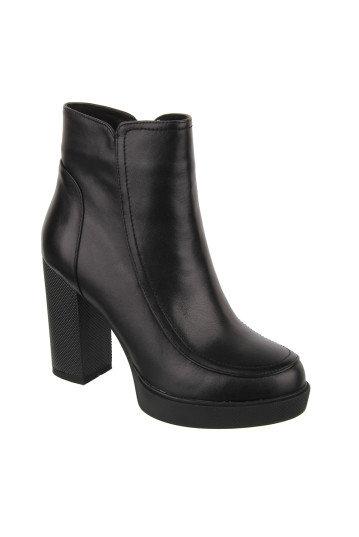 Черевики жіночі Welfare 270892112/BLK/33