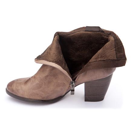 Черевики жіночі Marco Tozzi 2/2-25326/21 334 PEPPER ANTIC