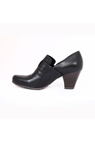 Туфлі жіночі Marco Tozzi 2/2-24420/21 002 BLACK ANTIC
