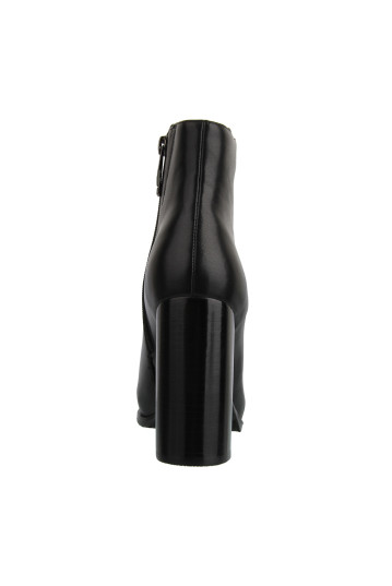 Черевики жіночі Welfare 370412112/BLK/33