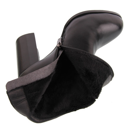 Черевики жіночі Welfare 370412112/BLK/33