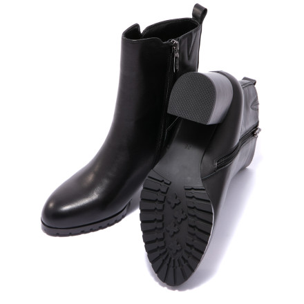 Черевики жіночі Welfare 610082312/BLK/37