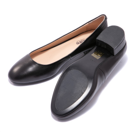 Туфлі жіночі Welfare 620160111/BLK/37