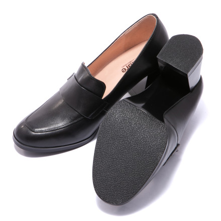 Туфлі жіночі Welfare 700031111/BLK/37