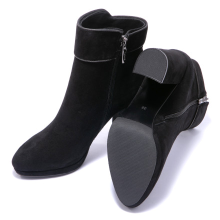 Черевики жіночі Welfare 540342142/BLK/37