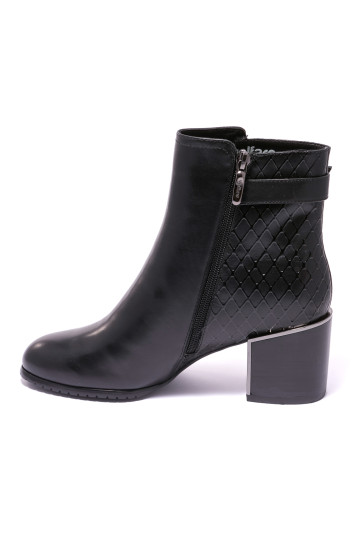 Черевики жіночі Welfare 240812113/BLK/37