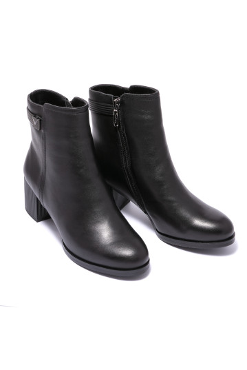 Черевики жіночі Welfare 271322113/BLK/37
