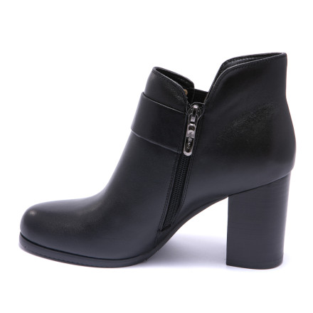 Черевики жіночі Welfare 271252112/BLK/37