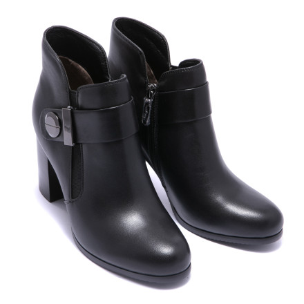 Черевики жіночі Welfare 271252112/BLK/37