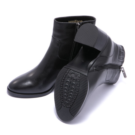 Черевики жіночі Welfare 271382113/BLK/37