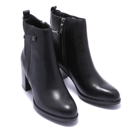 Черевики жіночі Welfare 271402112/BLK/37