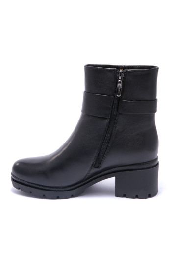 Черевики жіночі Welfare 271482113/BLK/37
