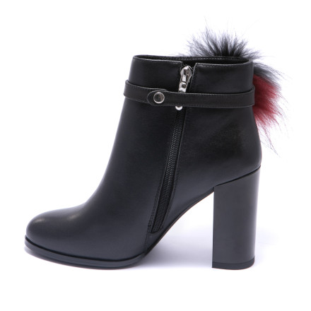 Черевики жіночі Welfare 271752112/BLK/37