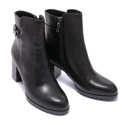 Черевики жіночі Welfare 610082113/BLK/37