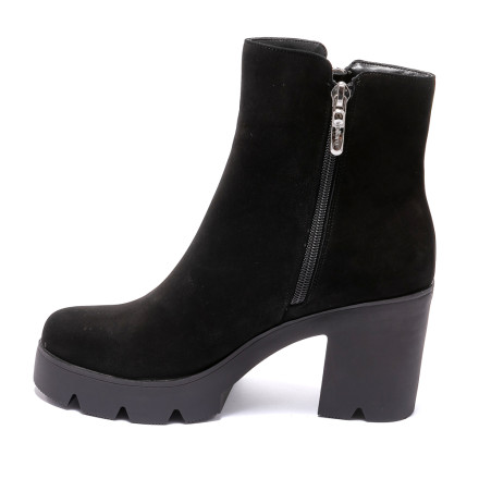 Черевики жіночі Welfare 331532122/BLK/37