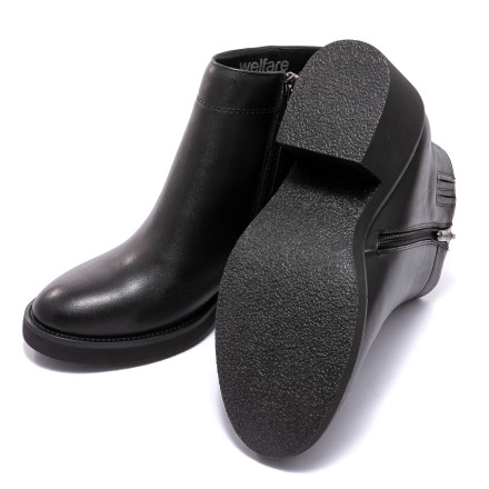 Черевики жіночі Welfare 700042112/BLK/37