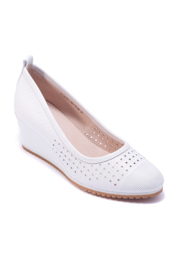 Туфлi жiночi Welfare 331900611/WHITE/38