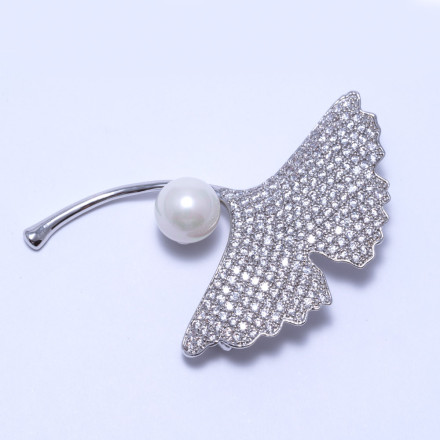 Брошка жіноча Welfare AD01230 silver