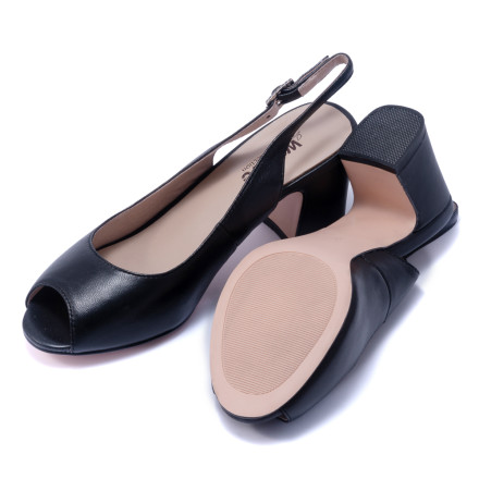 Босоніжки жіночі Welfare 331836111/BLK/38