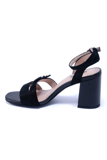 Босоножки женские Welfare 271856111/BLK/38