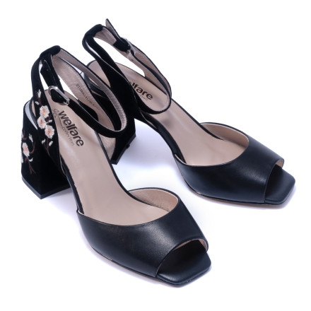 Босоніжки жіночі Welfare 271886141/BLK/38