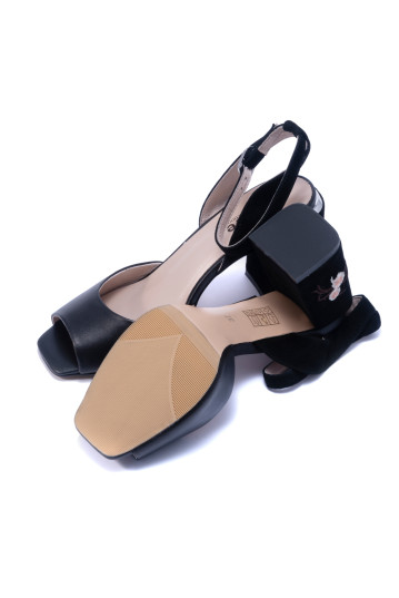 Босоножки женские Welfare 271886141/BLK/38