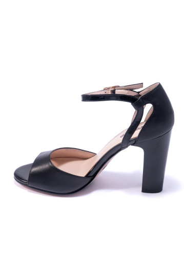 Босоножки женские Welfare 700226311/BLK/38