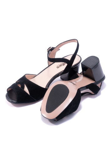 Босоножки женские Welfare 700276341/BLK/38