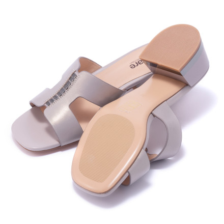 Сабо жіночі Welfare 530597111/GREY/38